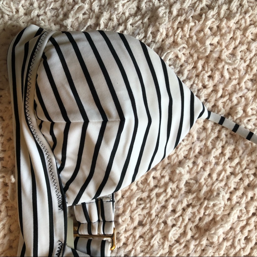 Swim top, classic VS.